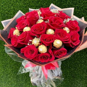 Ramo de 24 Rosas + 12 Ferrero Rocher